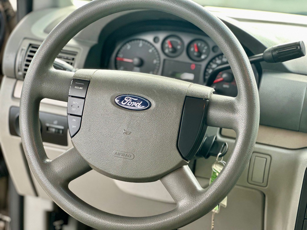 2006 Ford Freestar Image 11