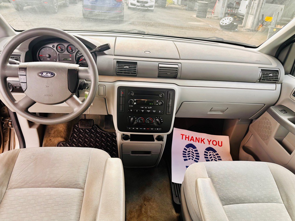 2006 Ford Freestar Image 12
