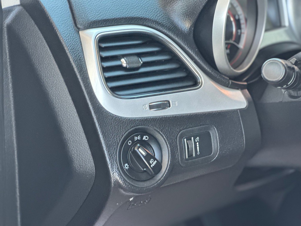 2015 Dodge Journey Image 15