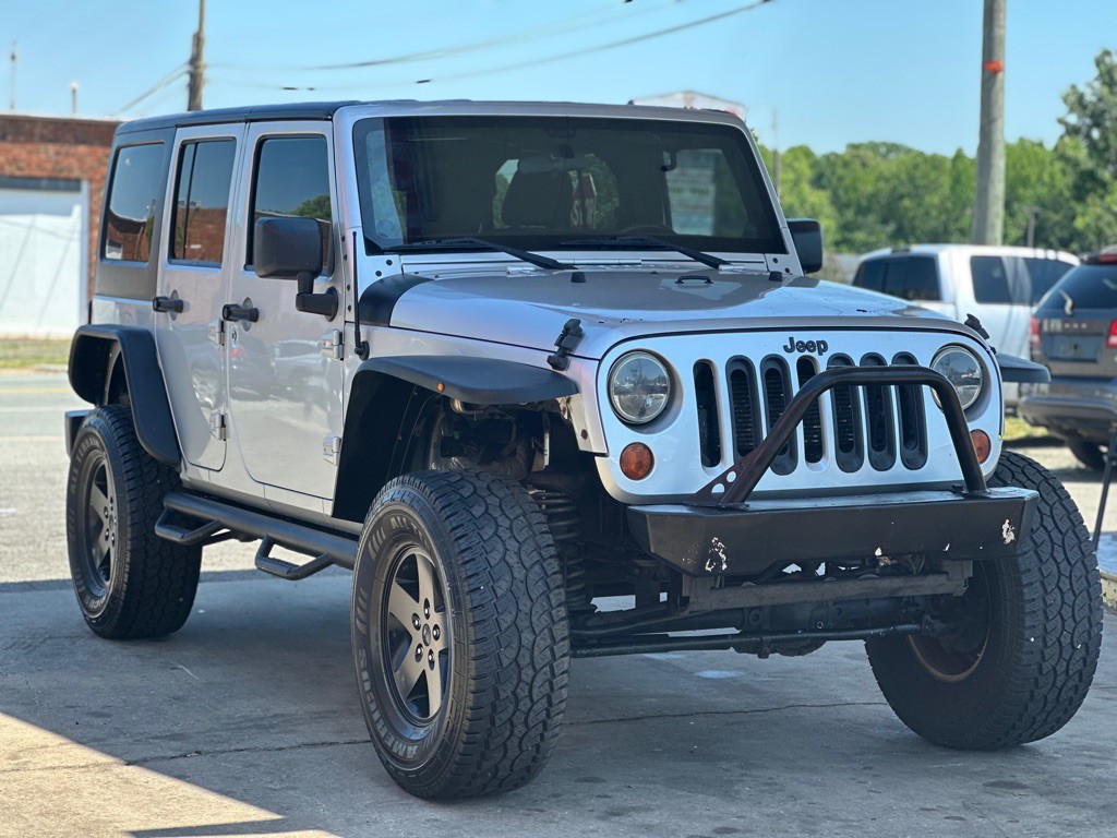 2012 Jeep Wrangler Unlimited Image 1