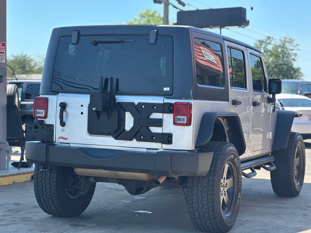 2012 Jeep Wrangler Unlimited Image 7