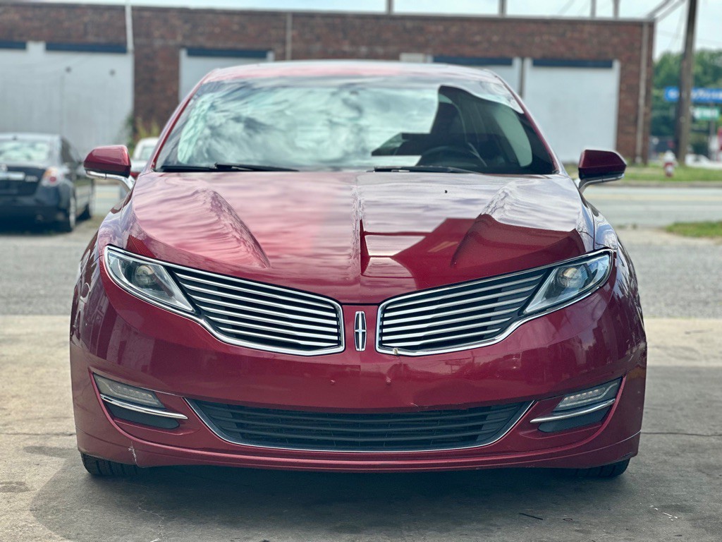 2014 Lincoln MKZ Image 2
