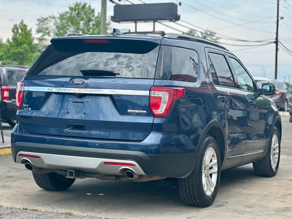 2016 Ford Explorer Image 7