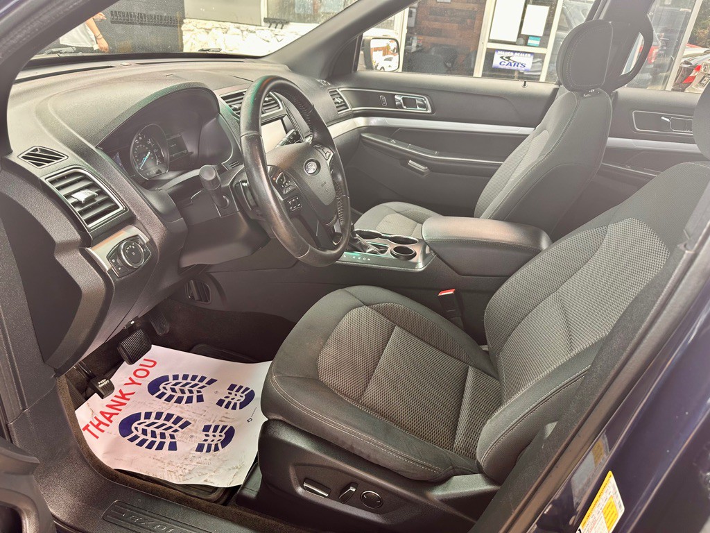 2016 Ford Explorer Image 13