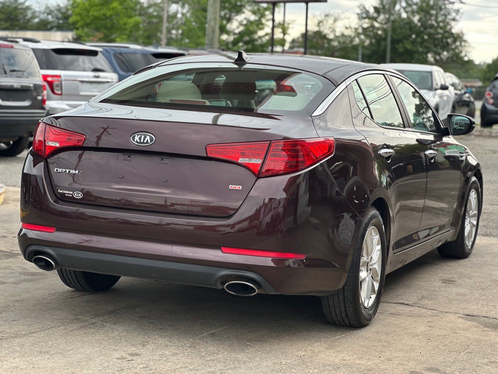 2011 Kia Optima Image 6