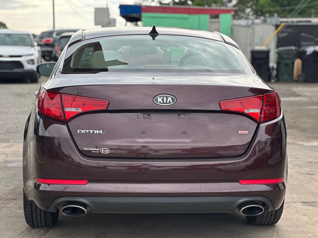2011 Kia Optima Image 7