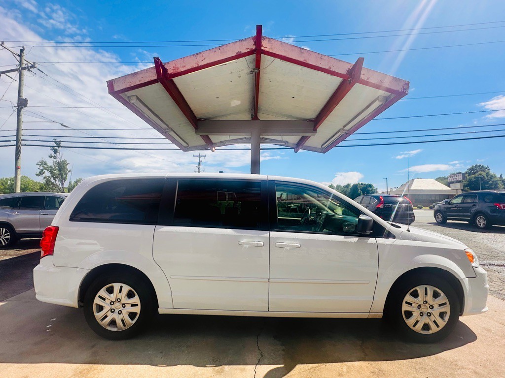 2016 Dodge Grand Caravan Image 5