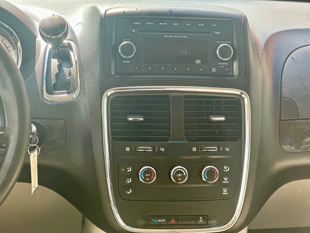 2016 Dodge Grand Caravan Image 11