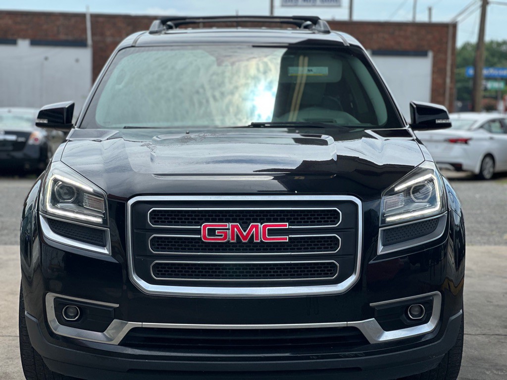 2017 GMC Acadia Image 2