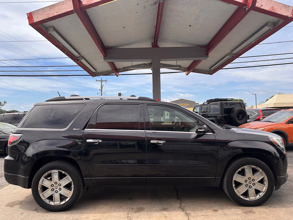 2017 GMC Acadia Image 9