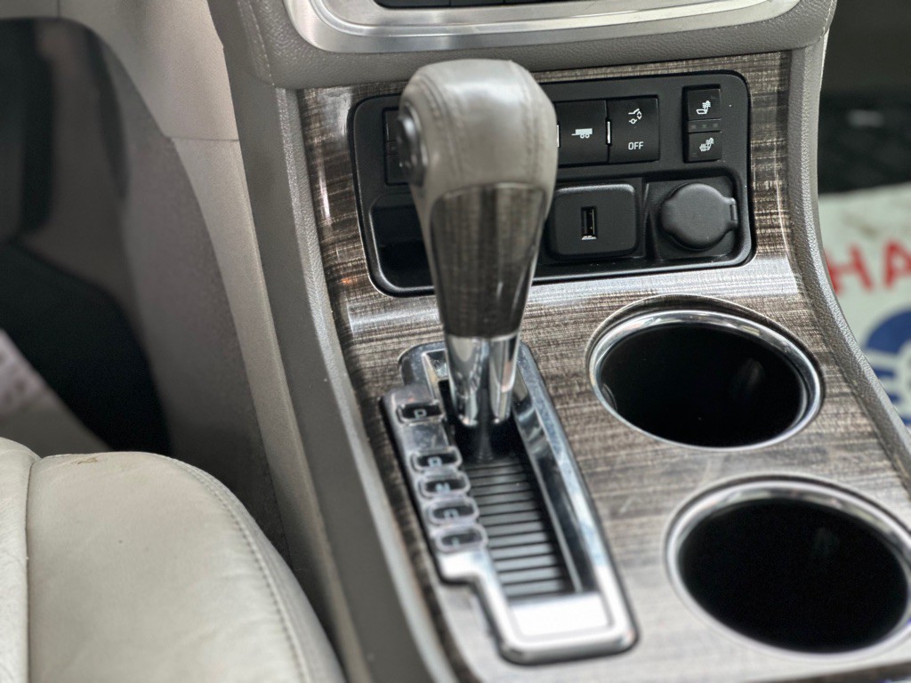2017 GMC Acadia Image 18