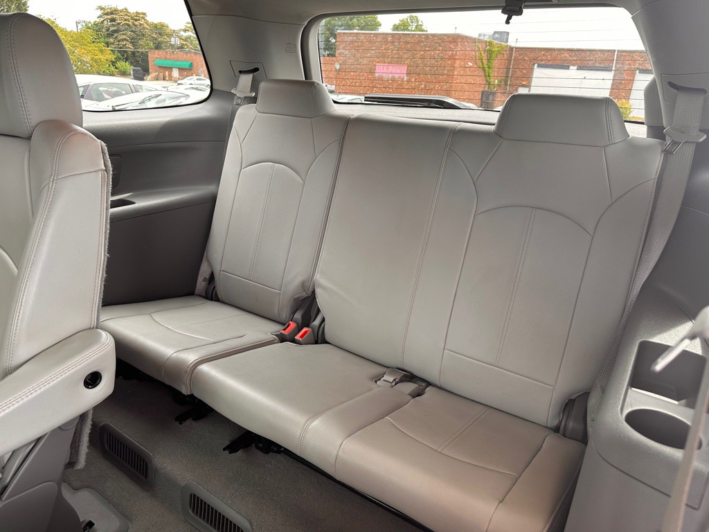 2017 GMC Acadia Image 20