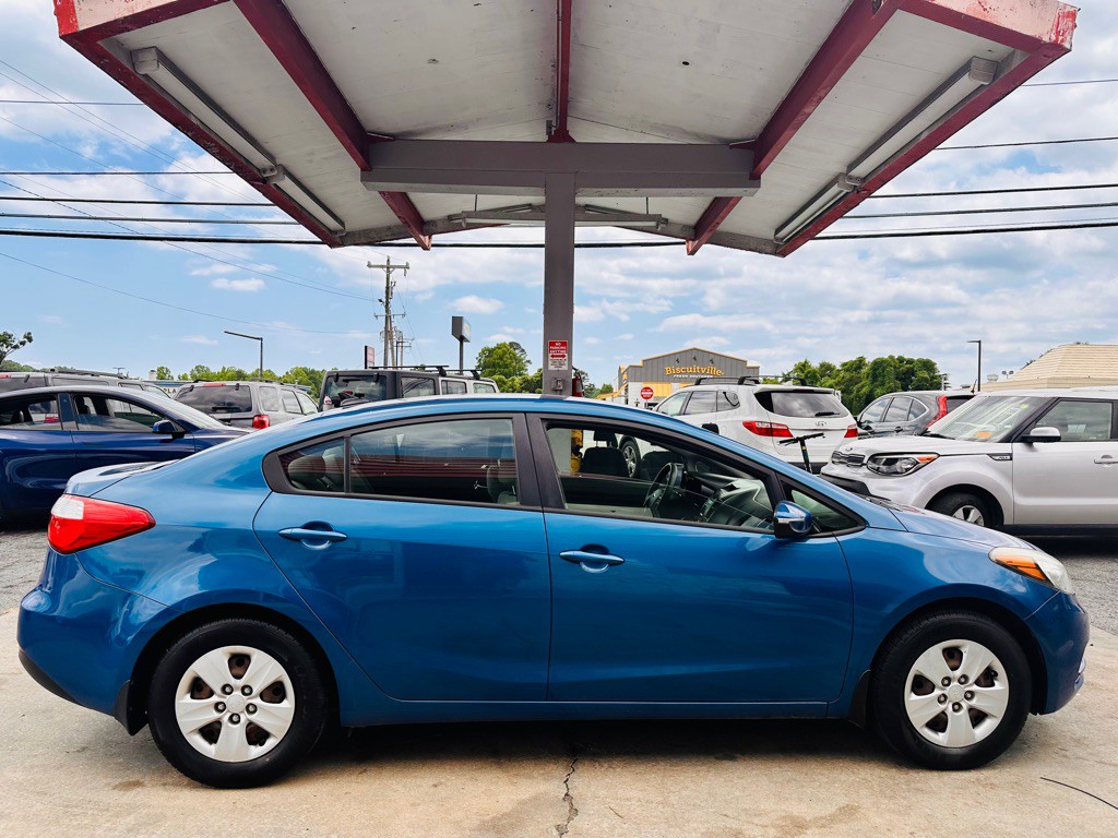 2015 Kia Forte Image 8