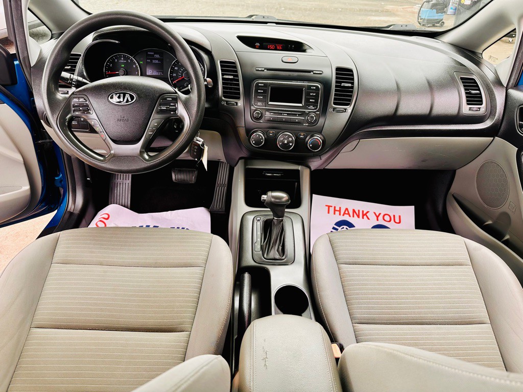 2015 Kia Forte Image 9