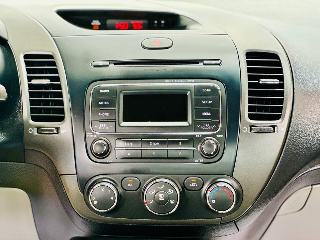 2015 Kia Forte Image 10
