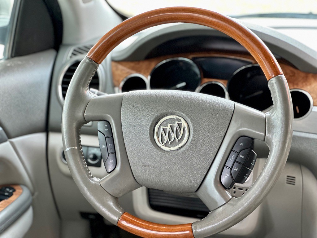 2012 Buick Enclave Image 11