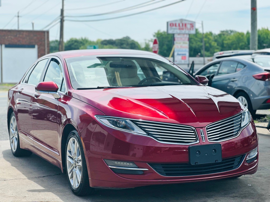 2014 Lincoln MKZ Image 1