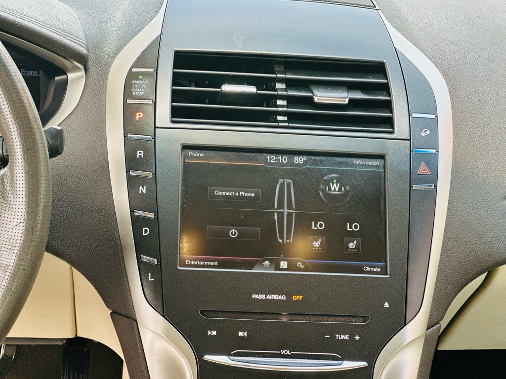 2014 Lincoln MKZ Image 11