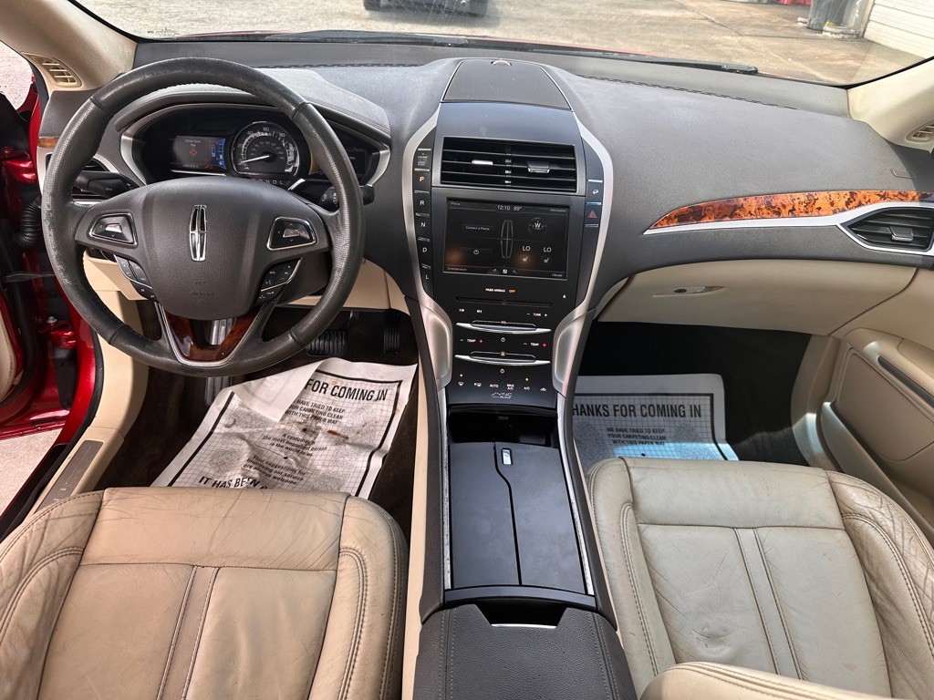2014 Lincoln MKZ Image 12