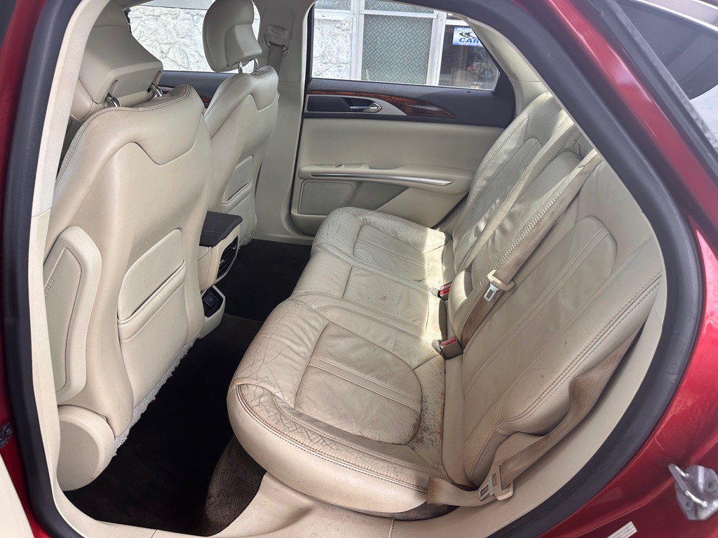 2014 Lincoln MKZ Image 13