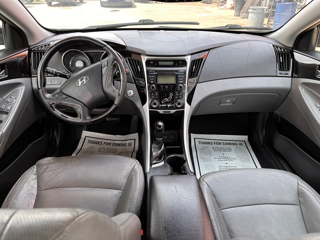 2013 Hyundai Sonata Image 14