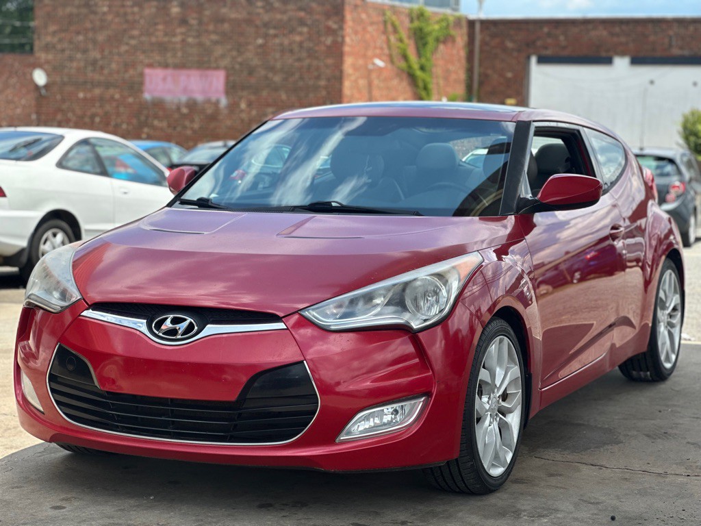 2013 Hyundai Veloster Image 3