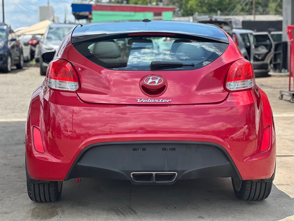 2013 Hyundai Veloster Image 5