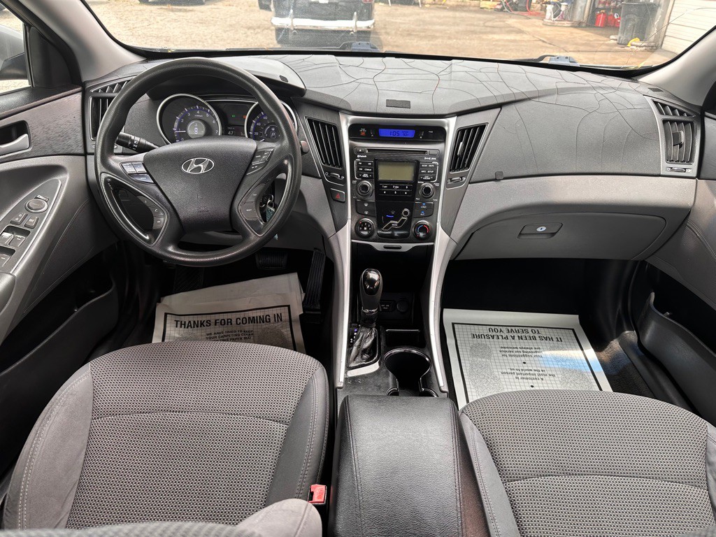 2011 Hyundai Sonata Image 15