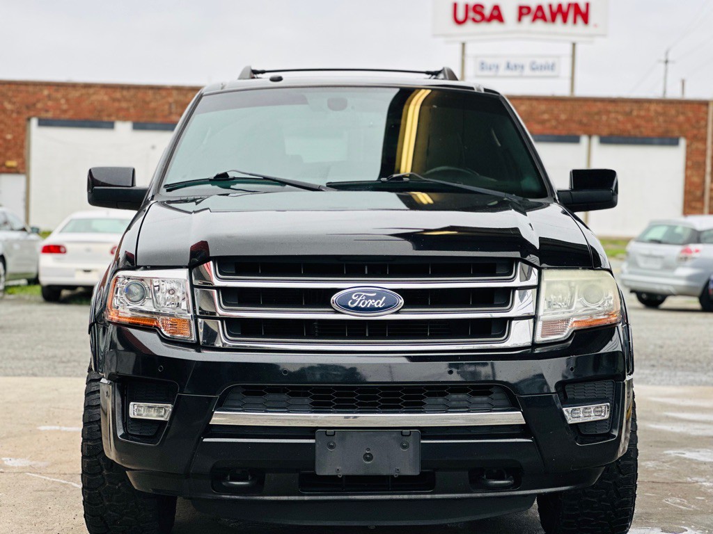 2017 Ford Expedition Image 2