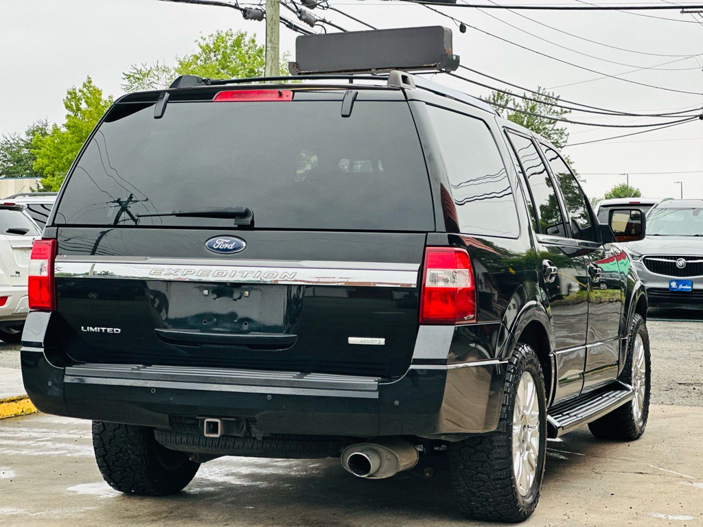 2017 Ford Expedition Image 8