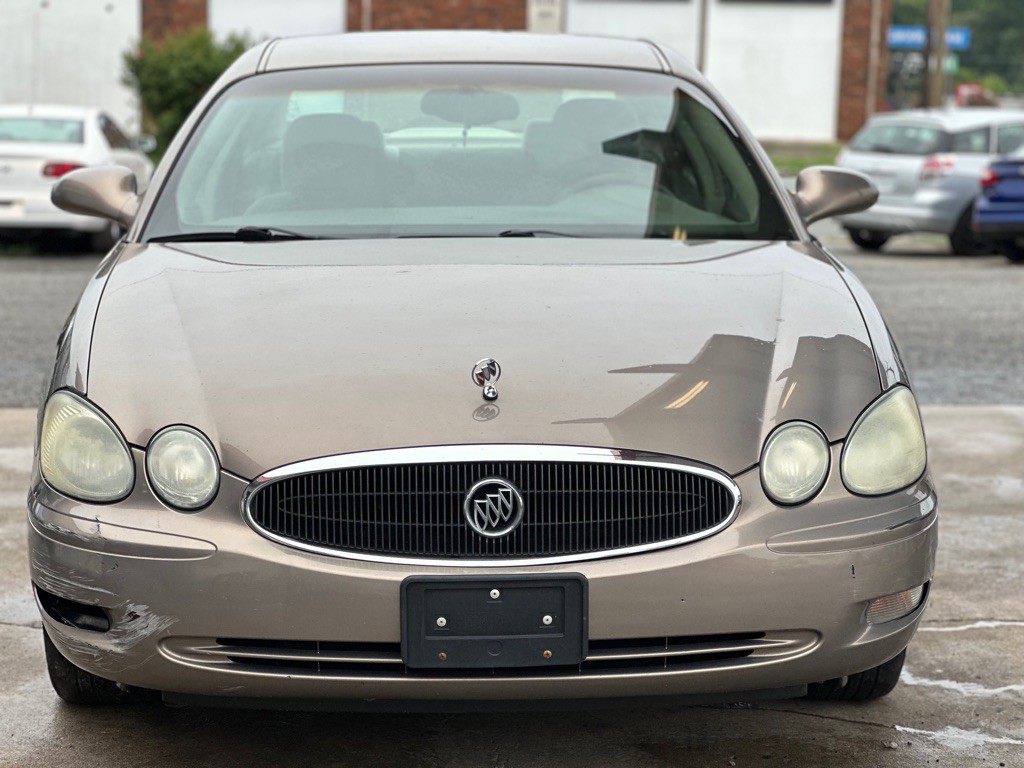 2006 Buick Lacrosse Image 2
