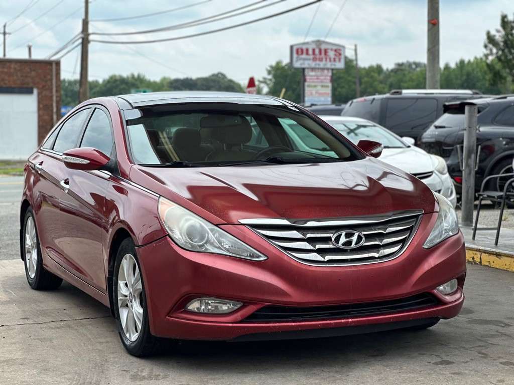 2013 Hyundai Sonata Image 1