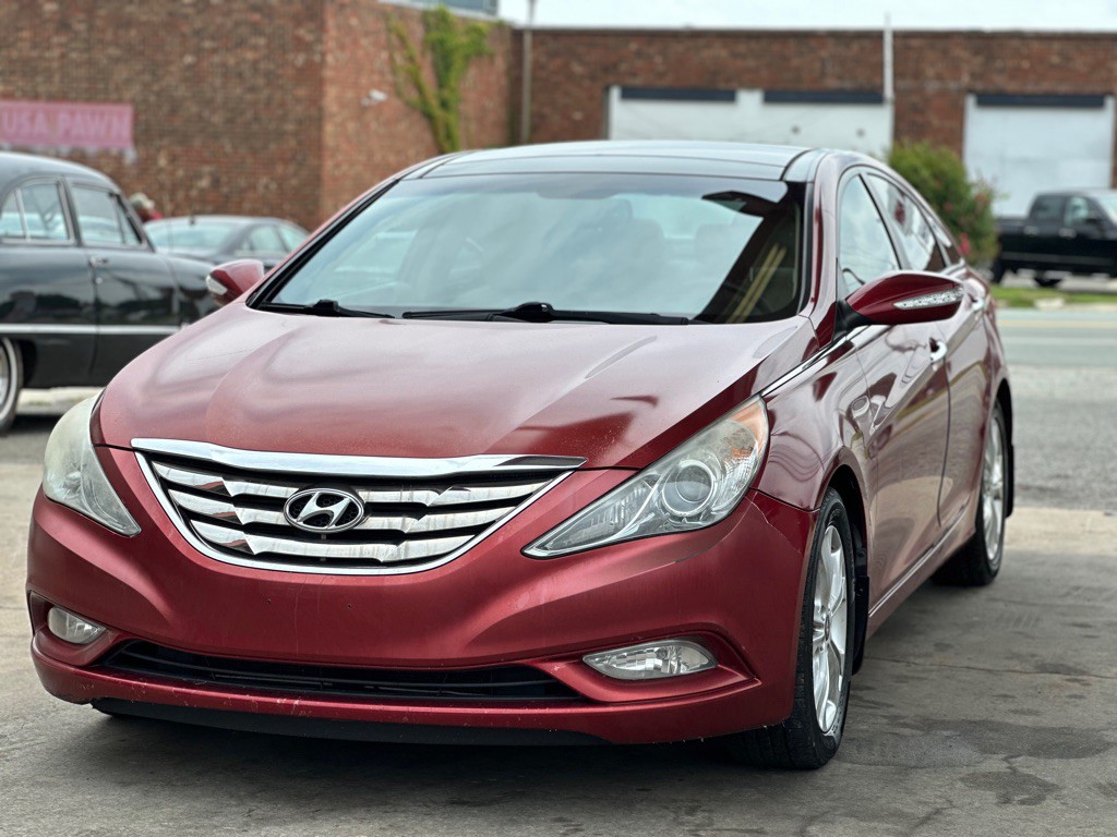 2013 Hyundai Sonata Image 3