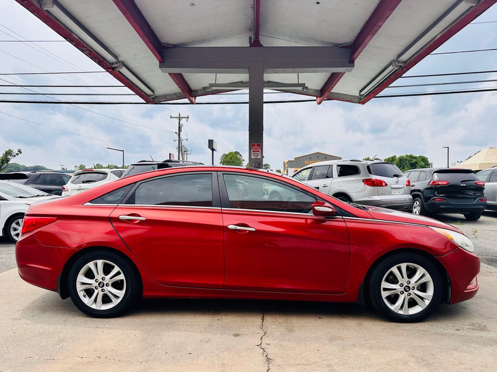 2013 Hyundai Sonata Image 4