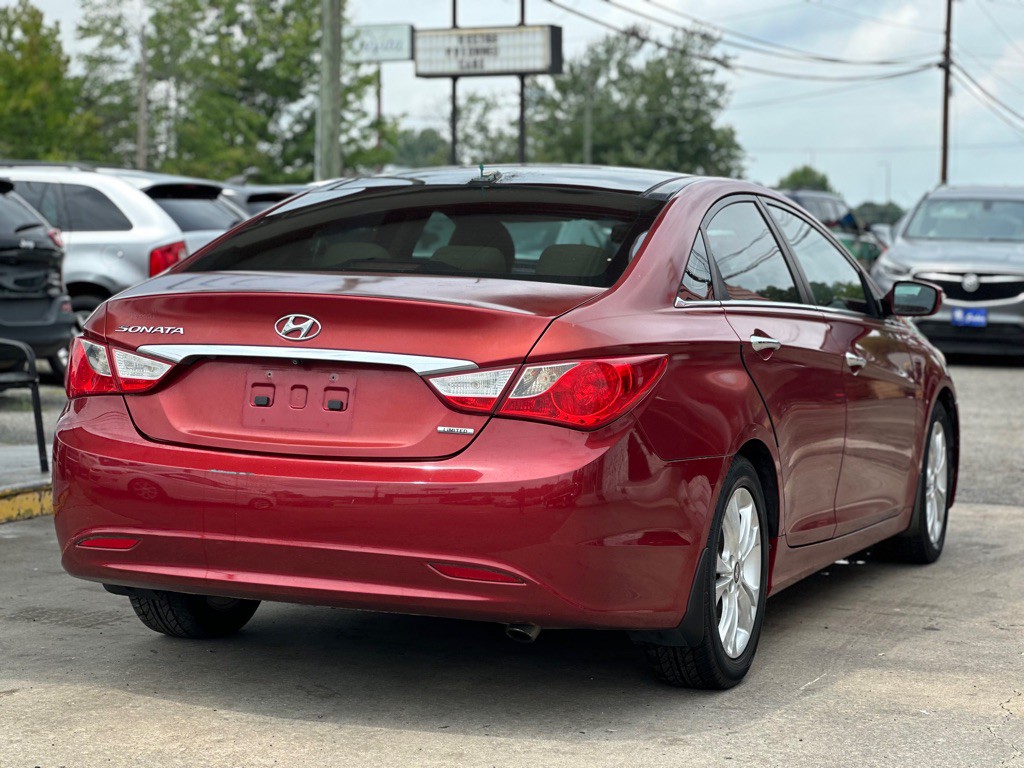 2013 Hyundai Sonata Image 5