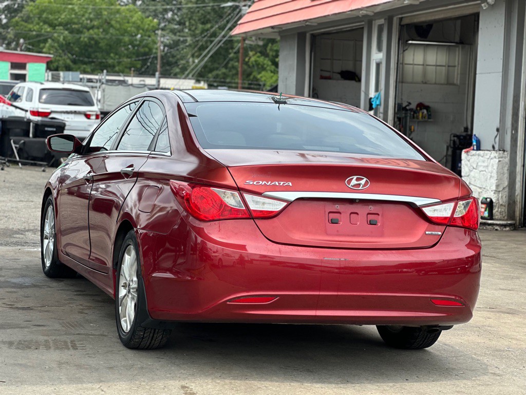 2013 Hyundai Sonata Image 7
