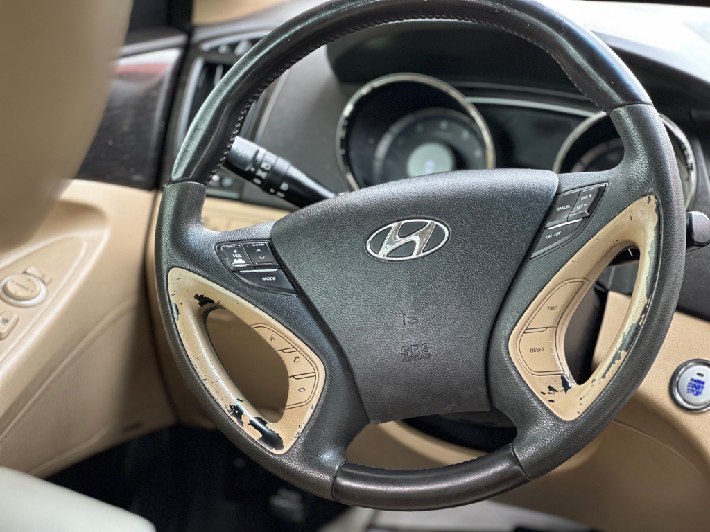 2013 Hyundai Sonata Image 8
