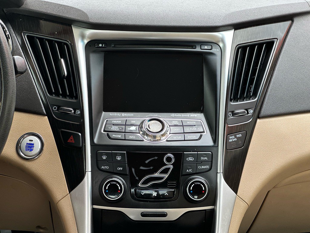 2013 Hyundai Sonata Image 9