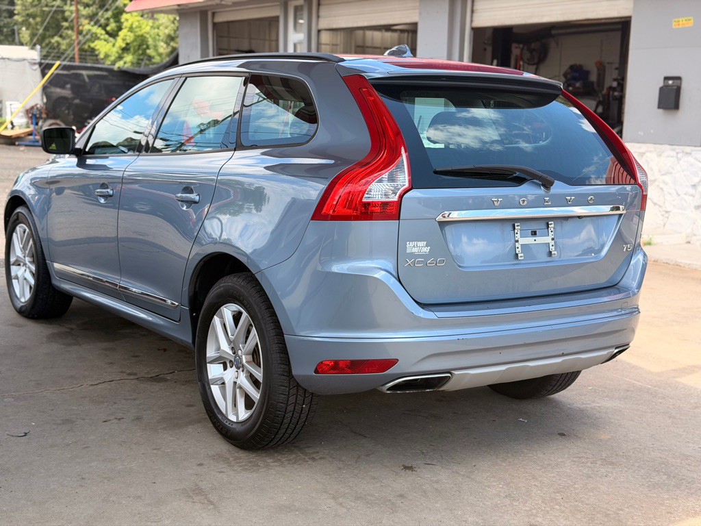 2017 Volvo XC60 Image 5