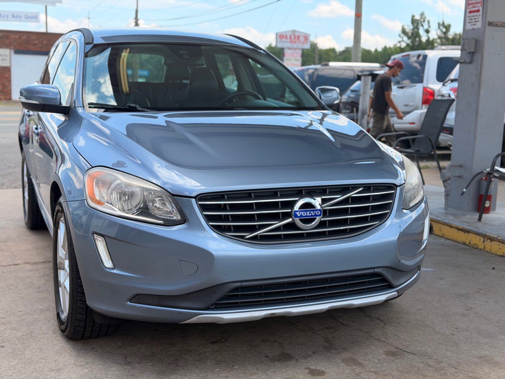 2017 Volvo XC60 Image 9