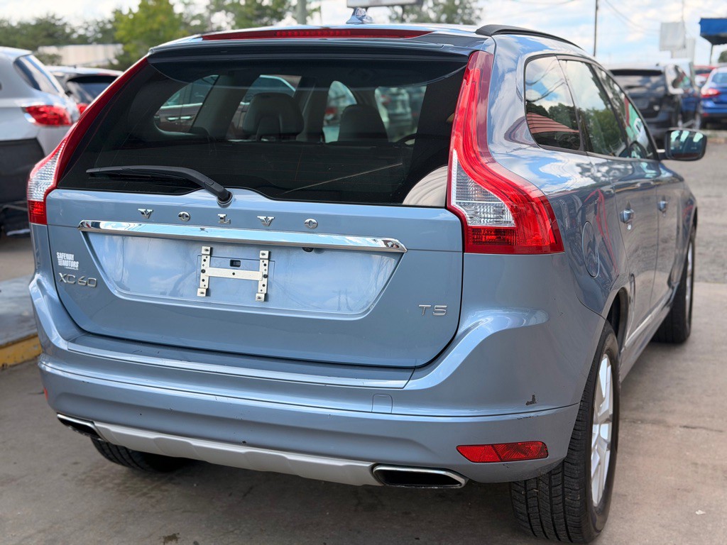 2017 Volvo XC60 Image 20