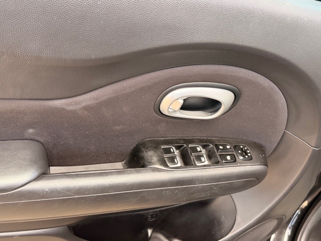 2012 Ford Focus Image 11