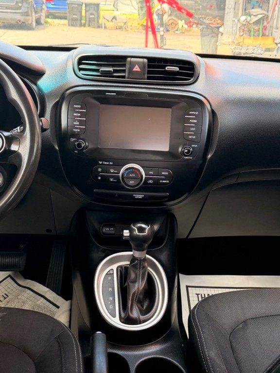 2012 Ford Focus Image 13