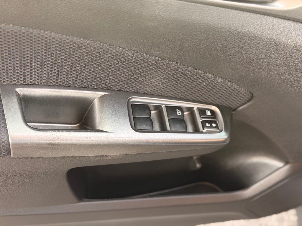 2013 Subaru Forester Image 12