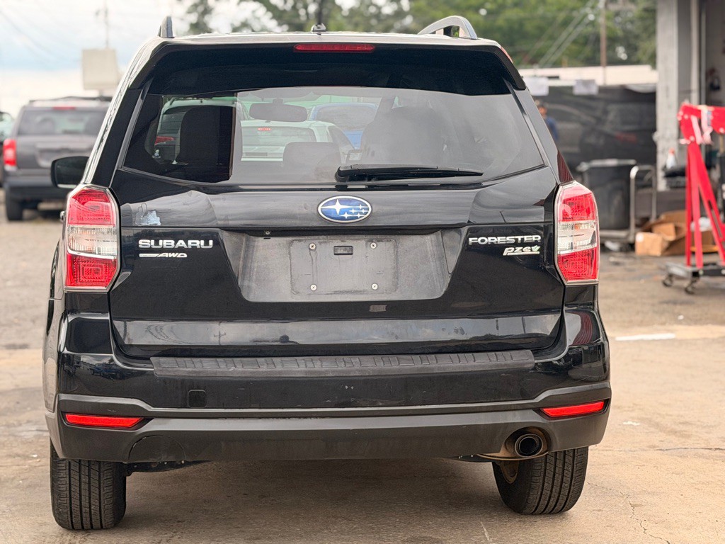 2014 Subaru Forester Image 7