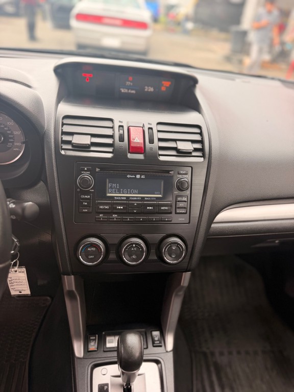 2014 Subaru Forester Image 14