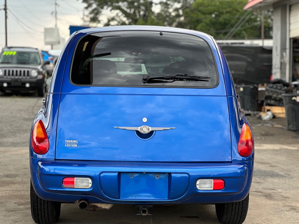 2005 Chrysler PT Cruiser Image 13