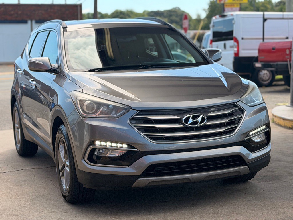 2018 Hyundai Santa Fe Sport Image 2