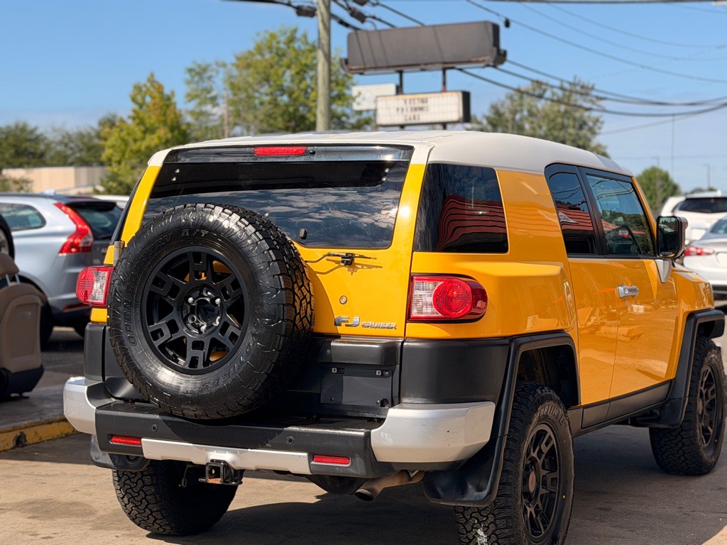 2007 Toyota FJ Cruiser Image 11