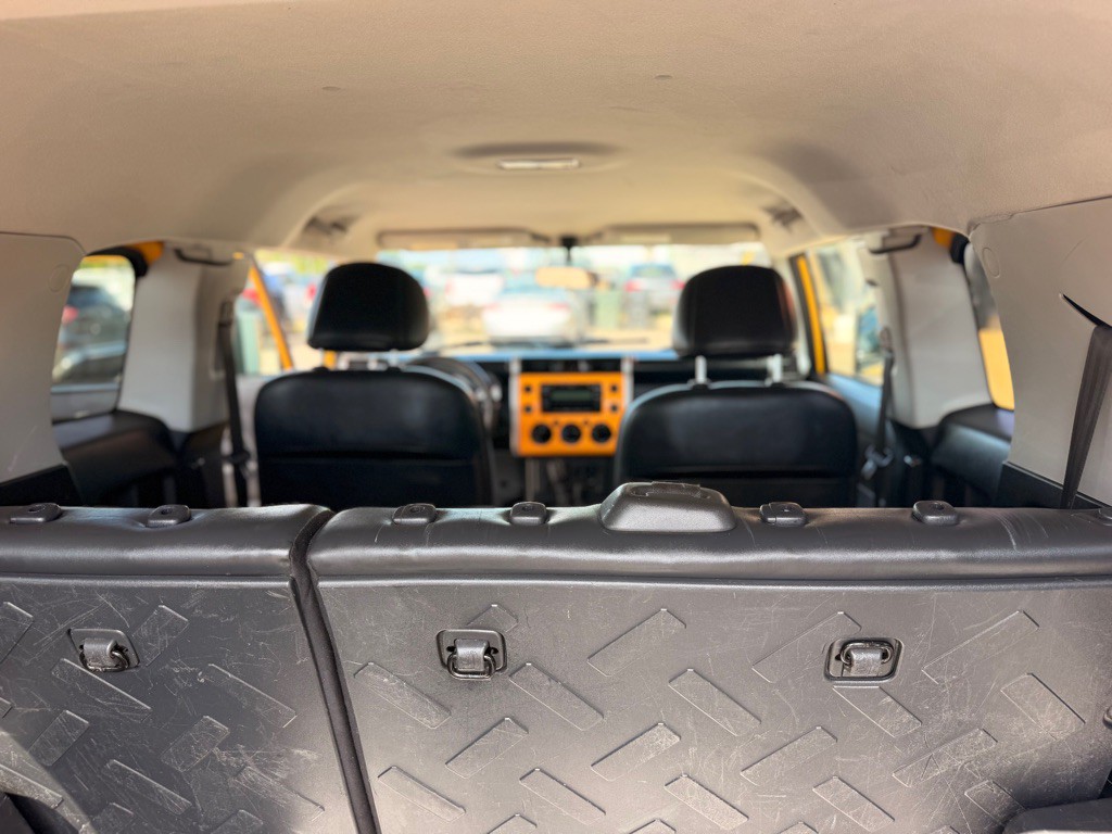 2007 Toyota FJ Cruiser Image 25